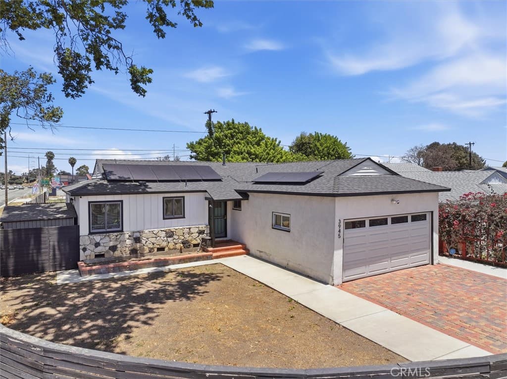 3945 W 176th Street