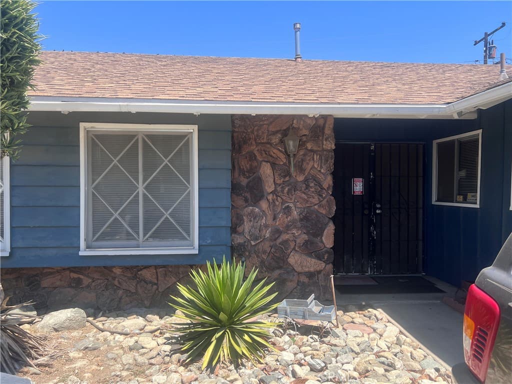 543 N Pampas