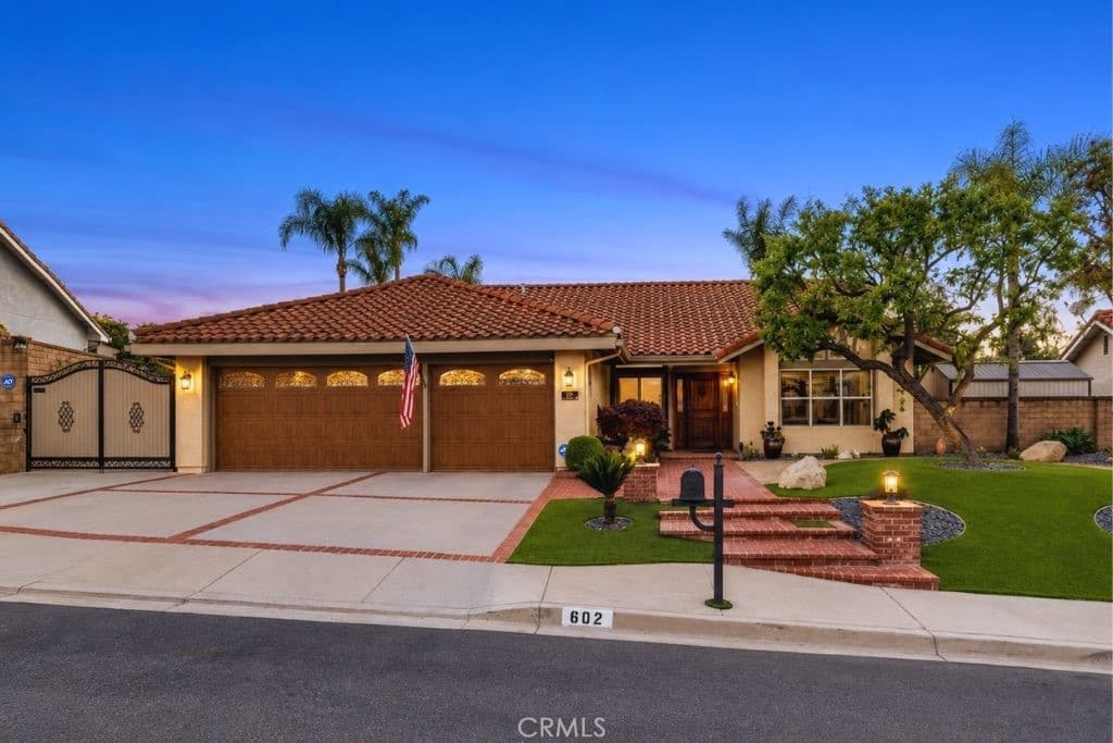 602 Lotus Ave.