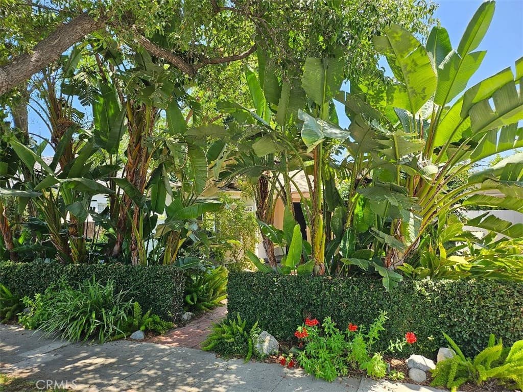 322 S Orchard
