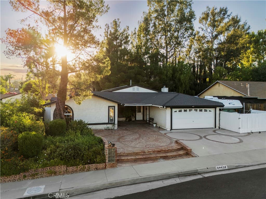 26859 Palacete Drive