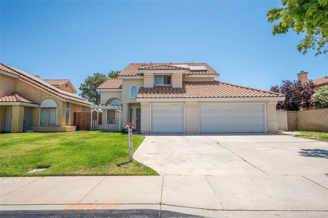 44510 Avenida Del Sol