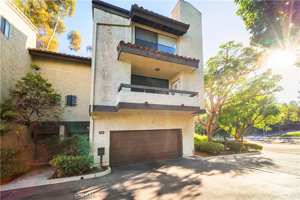 708 Fremont Villas 1