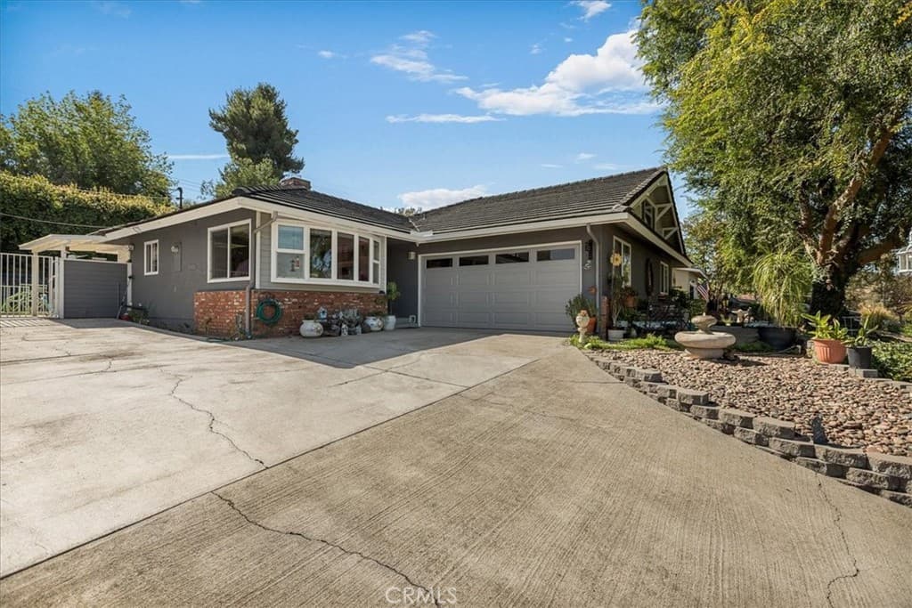 11723 Holmes