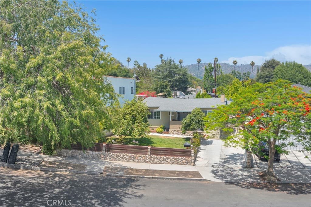2415 Langdale