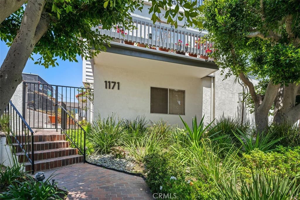 1171 Stanford