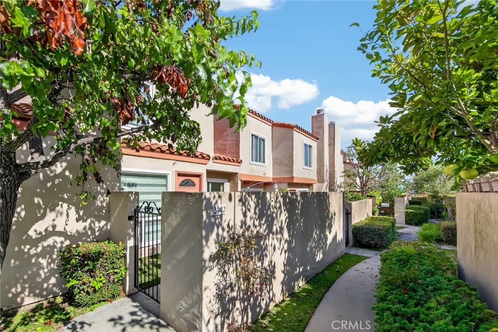 3442 Del Amo Blvd