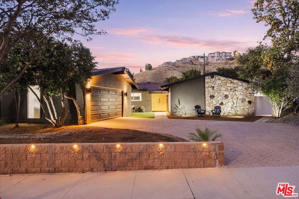 22649 Mulholland Drive