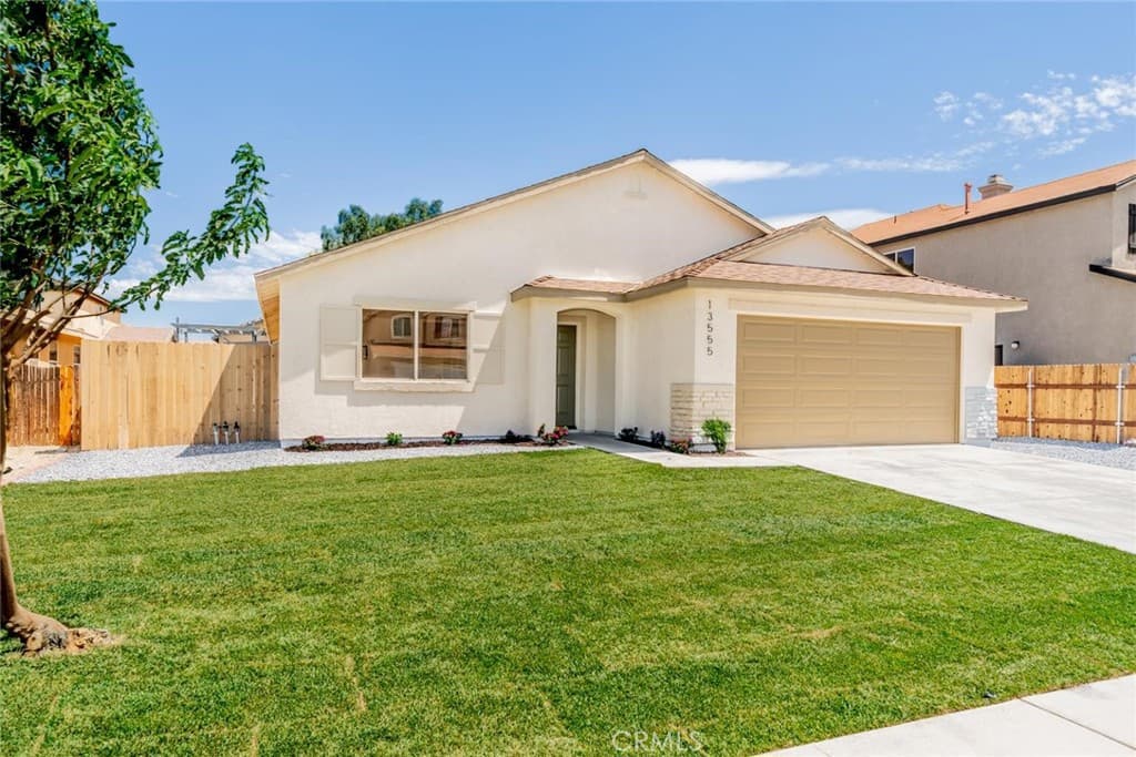 13555 Winewood