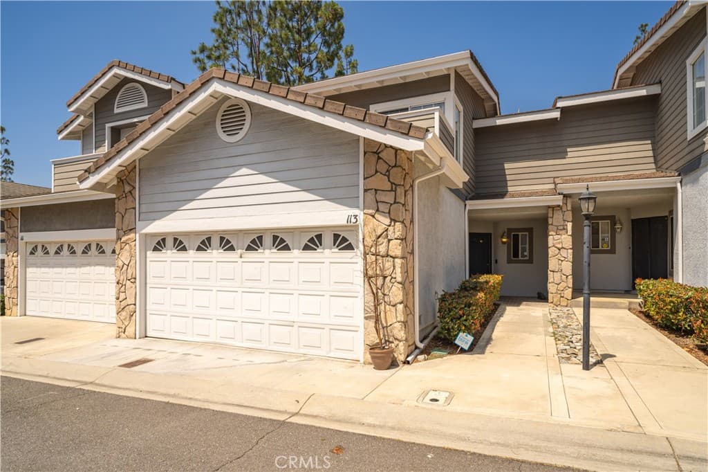 113 Autumn Oaks Lane