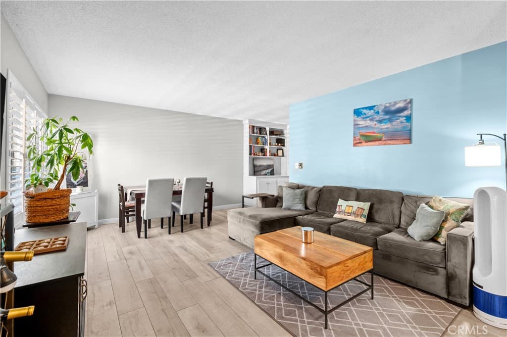333 Junipero Avenue 1C