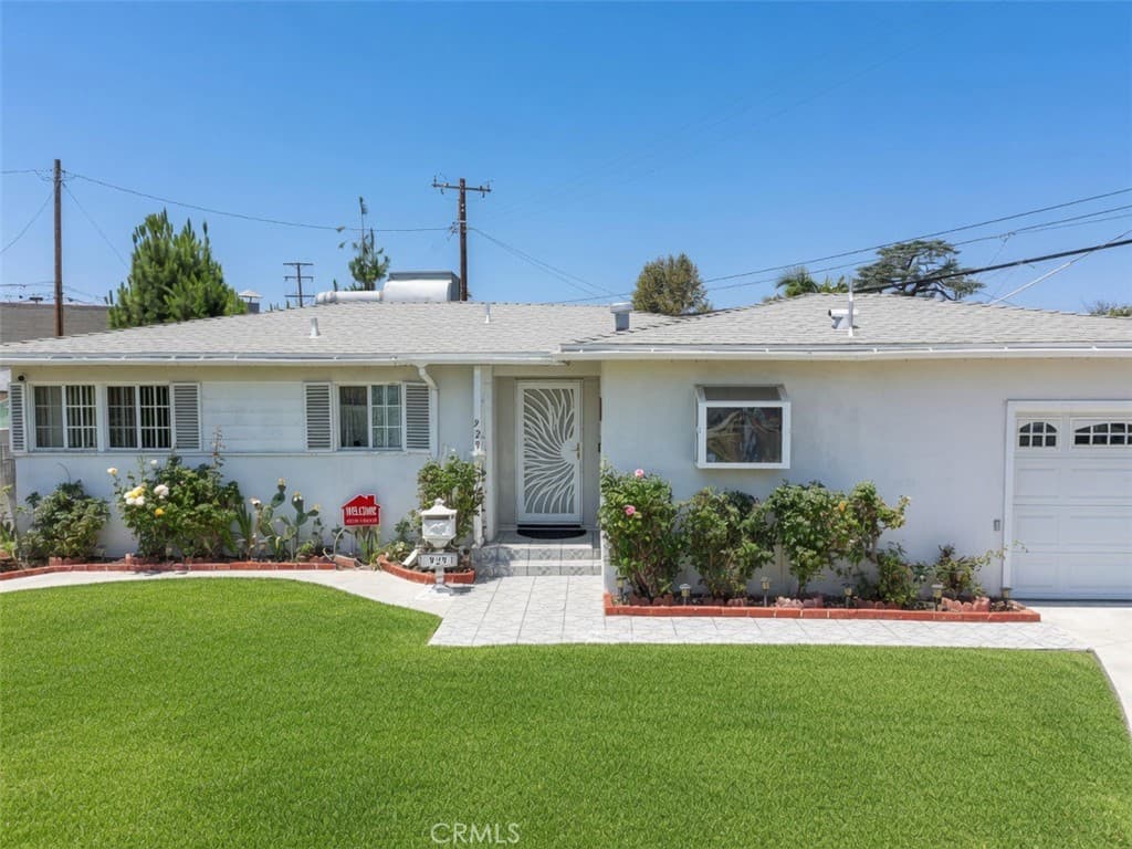 929 Russelle Dr.