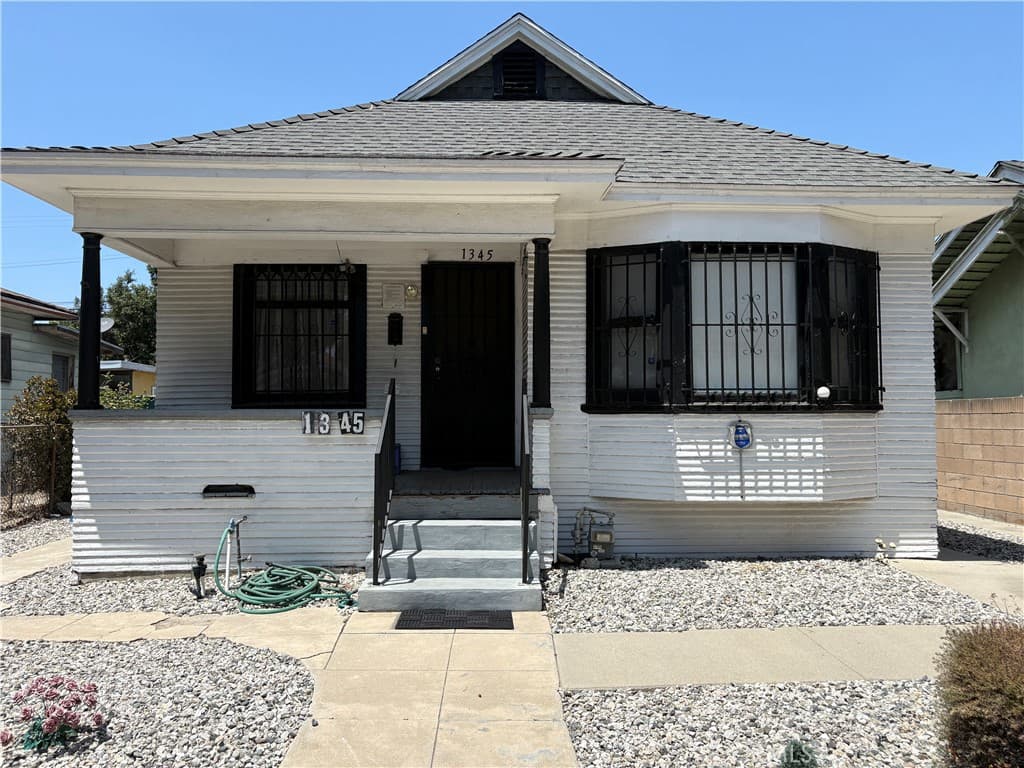 1345 E 58th St Street