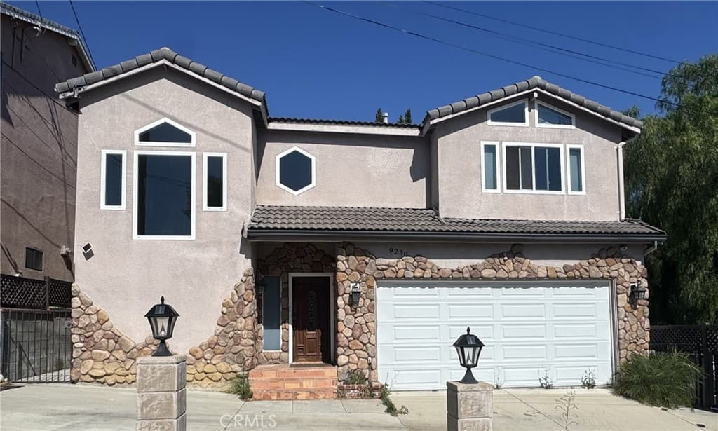 9230 Lakeview
