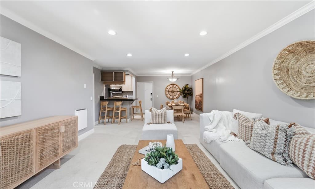7740 Redlands Street G3086