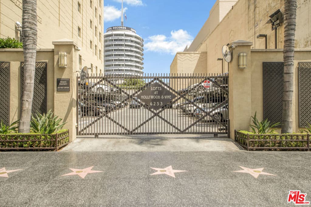 6253 Hollywood Boulevard 903