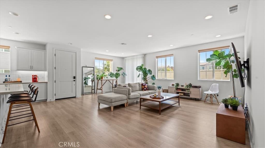 3930 S Oasis Paseo 237