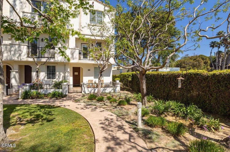 148 Beach Side Court 148