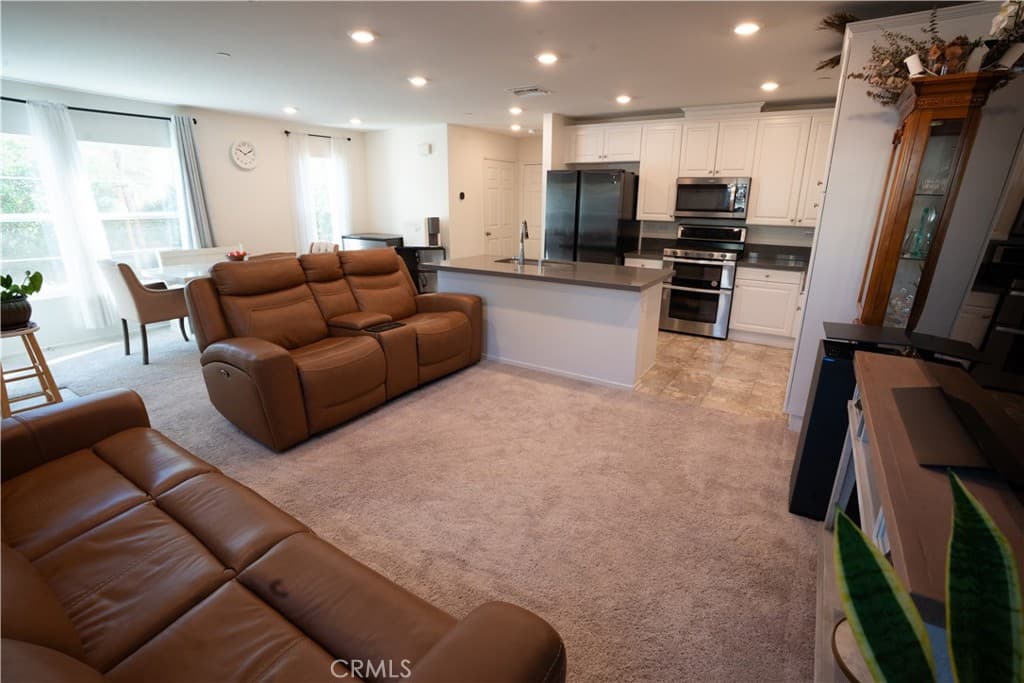 7155 Citrus Avenue 381