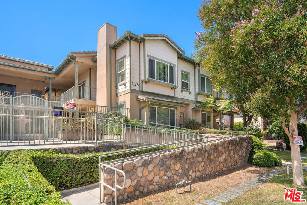 1128 W Duarte Road A