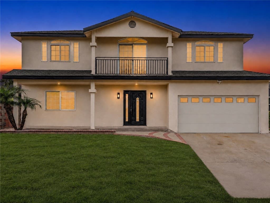 8831 Glider Avenue