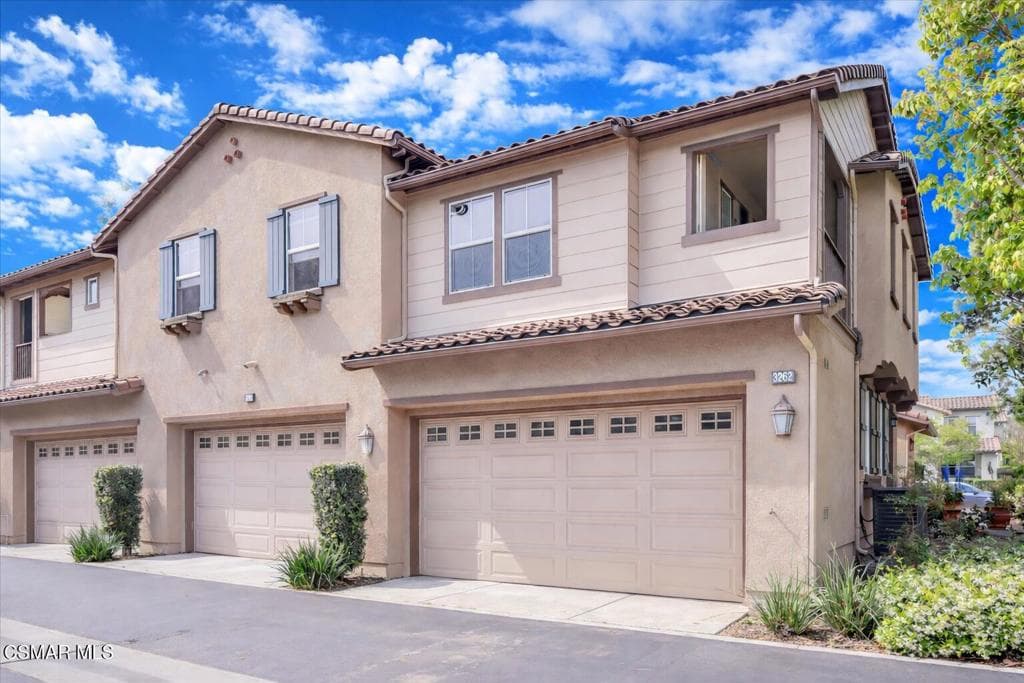 3262 London Lane