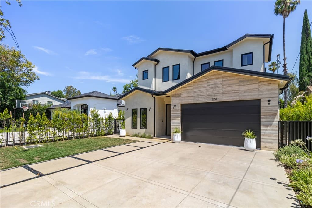 15721 Addison