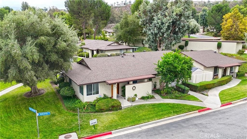 26360 Oakspur A