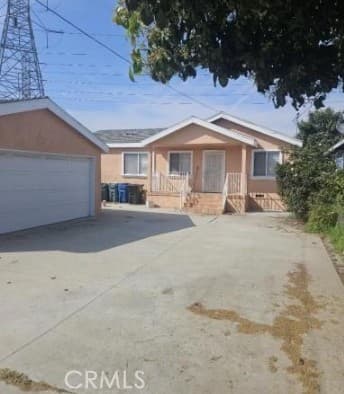 1443 E 92nd