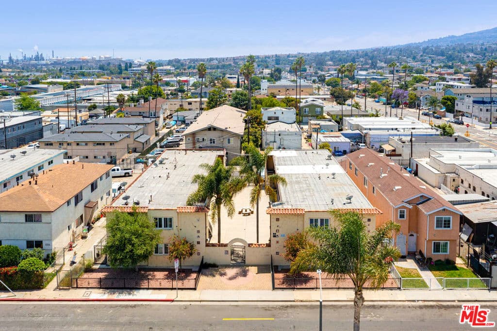 1344 253rd Street