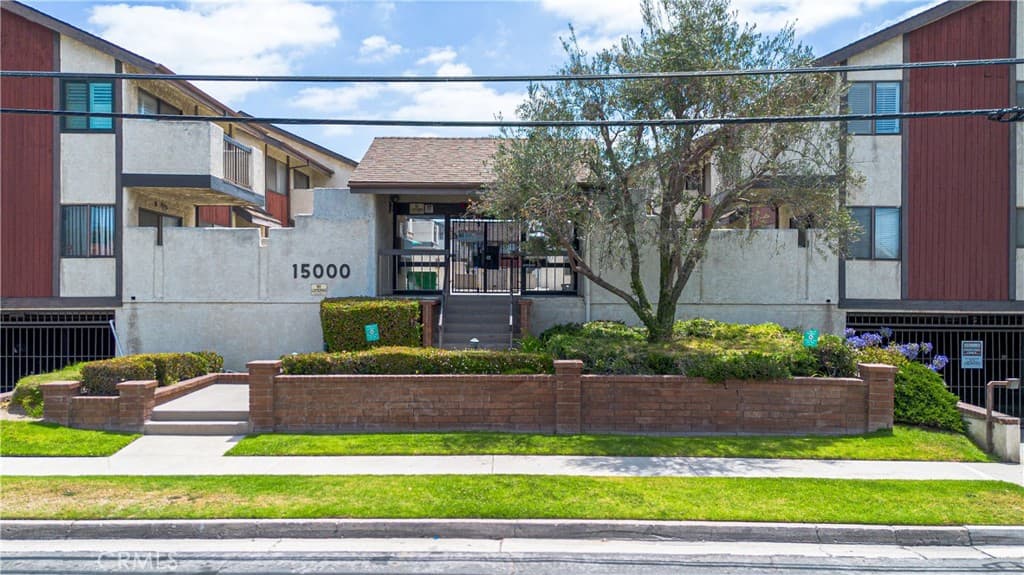 15000 Halldale Ave.