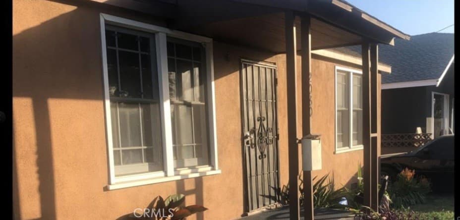 2080 E Stockwell
