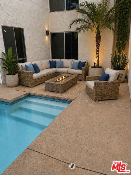 603 Racquet Club Lane