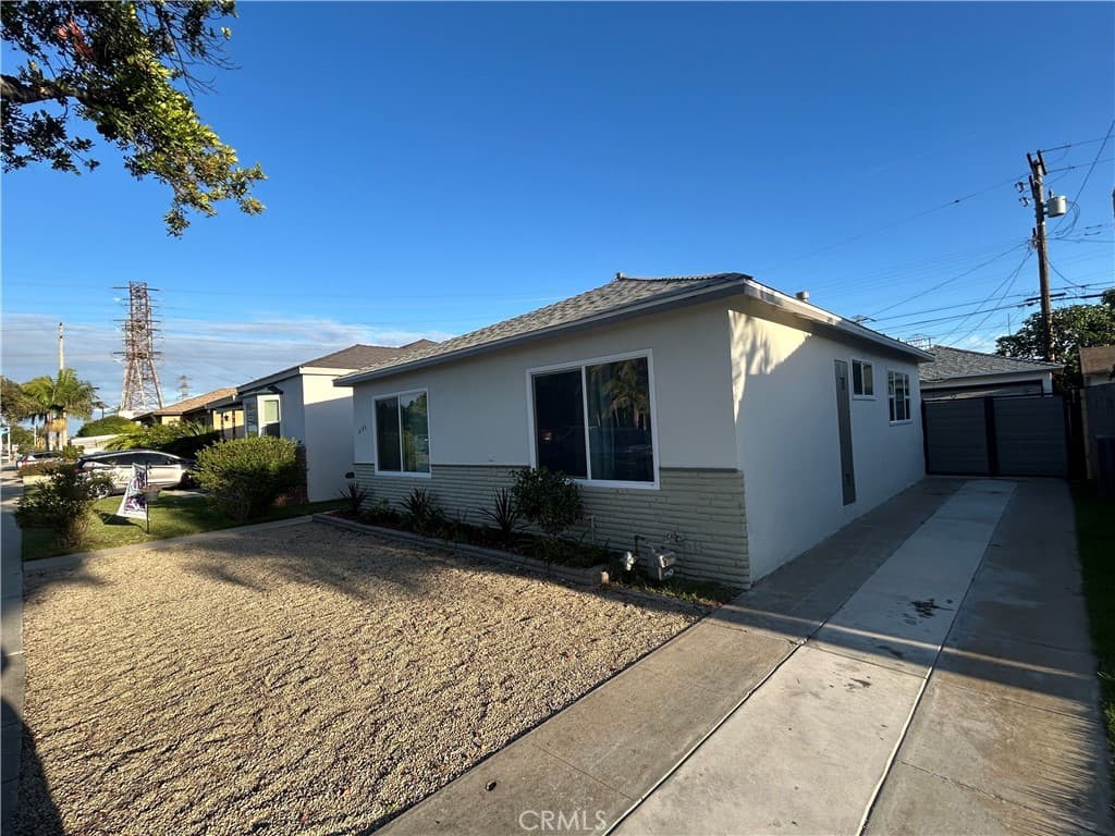6186 Hereford Drive
