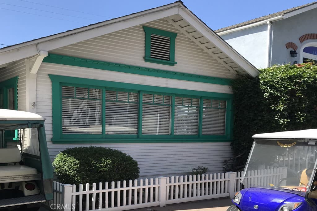 335 Clemente Avenue