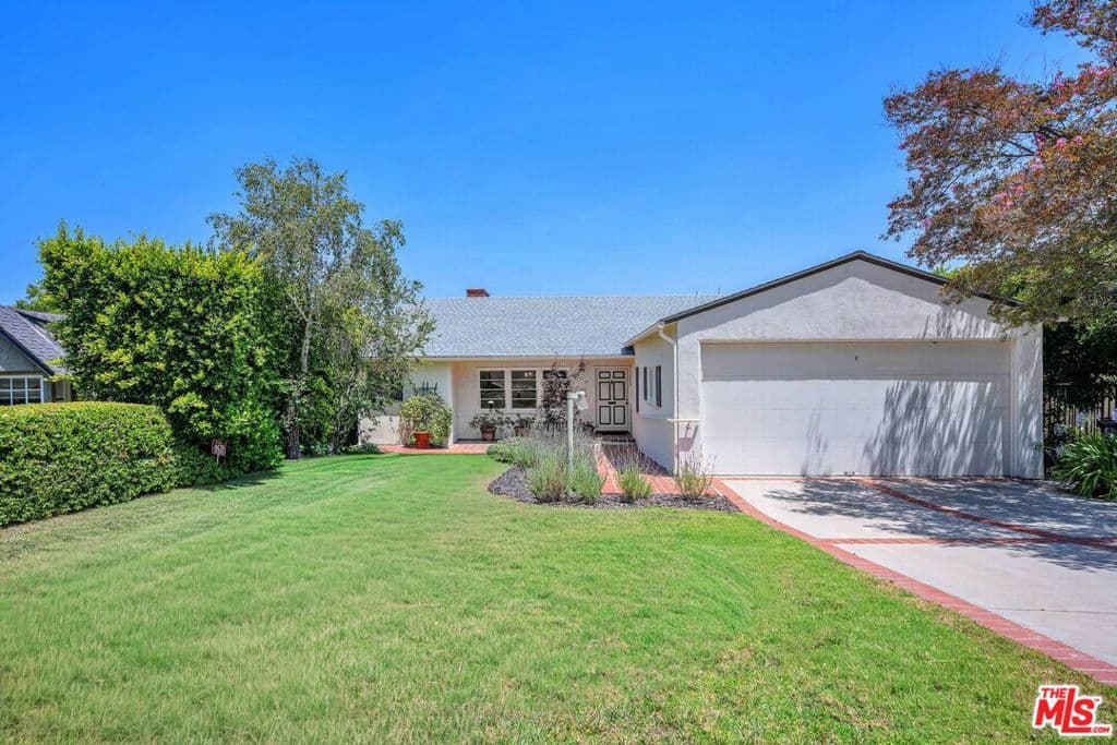 13841 Valley Vista Boulevard