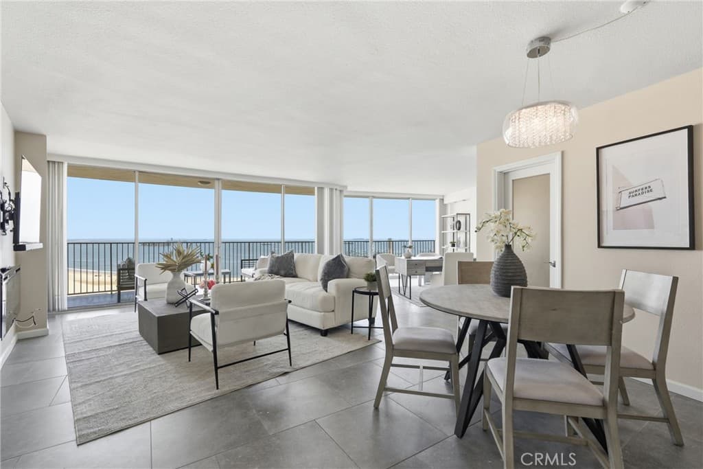 700 E Ocean Boulevard 2305