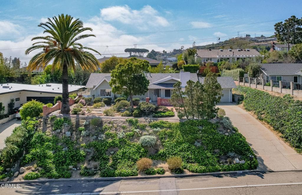 683 Colina Vista