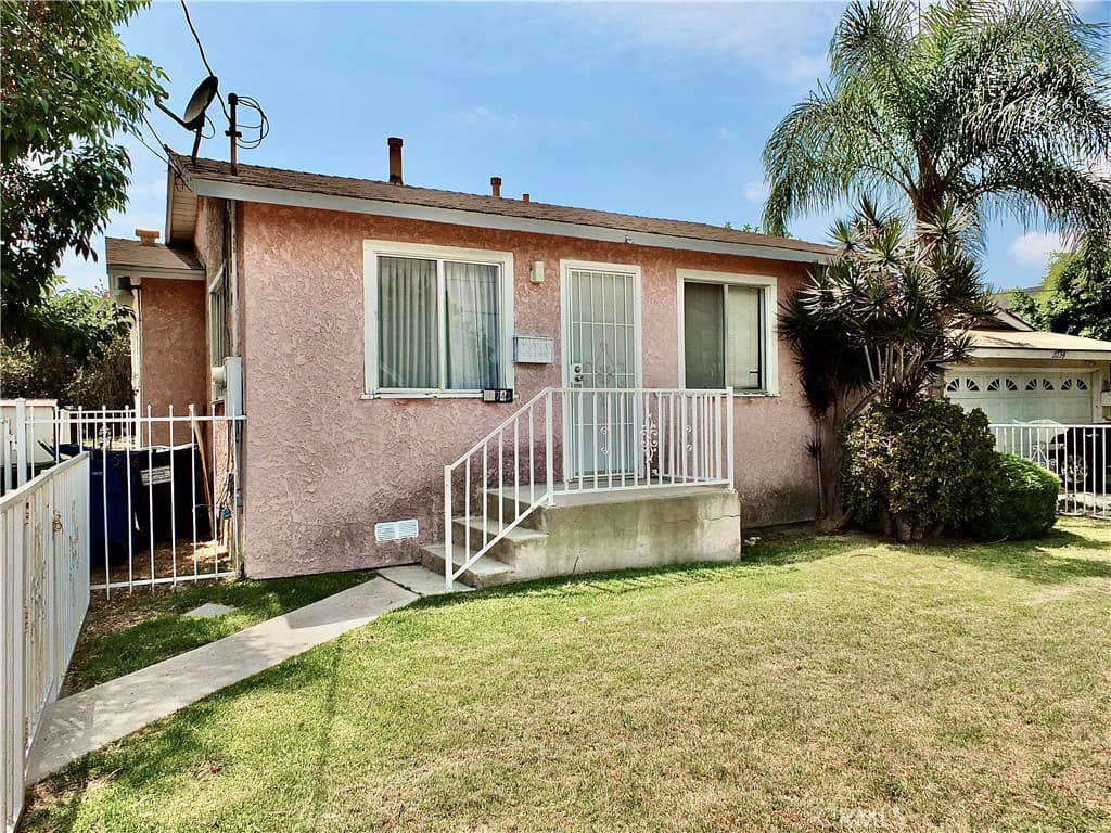 11743 Slater