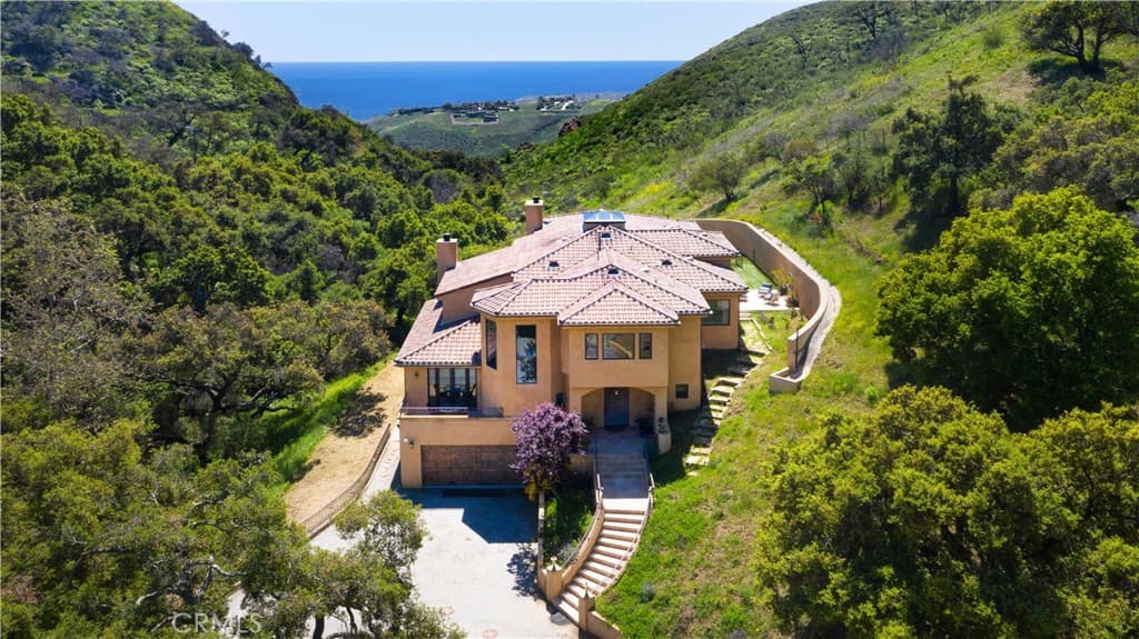 4322 Escondido Drive