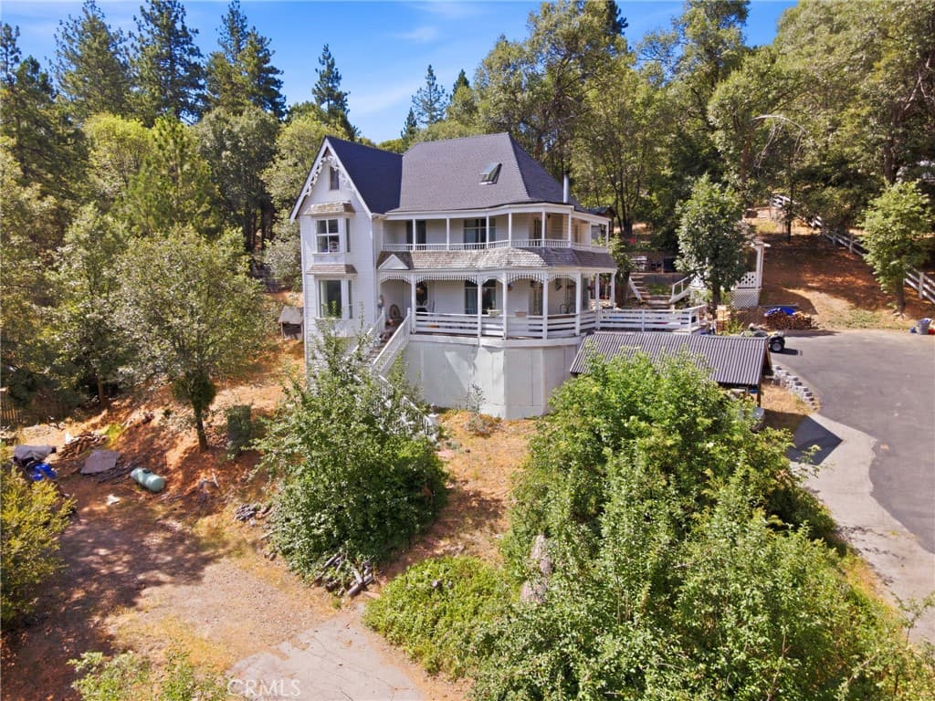 450 N Dart Canyon