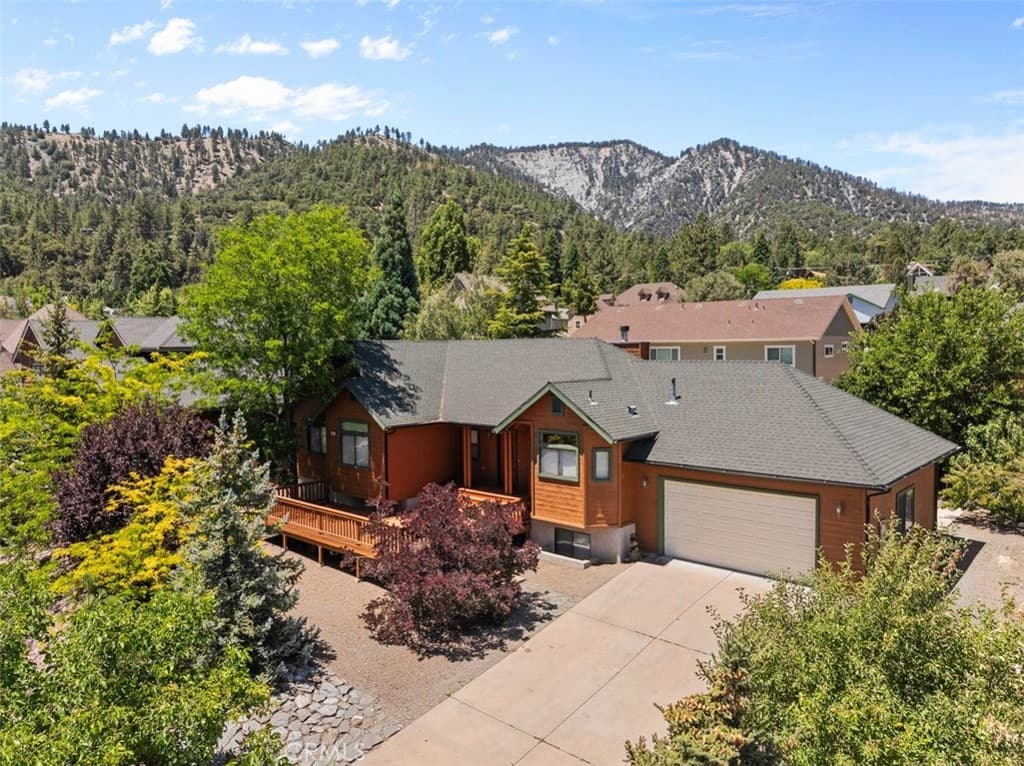5394 Pacific Crest