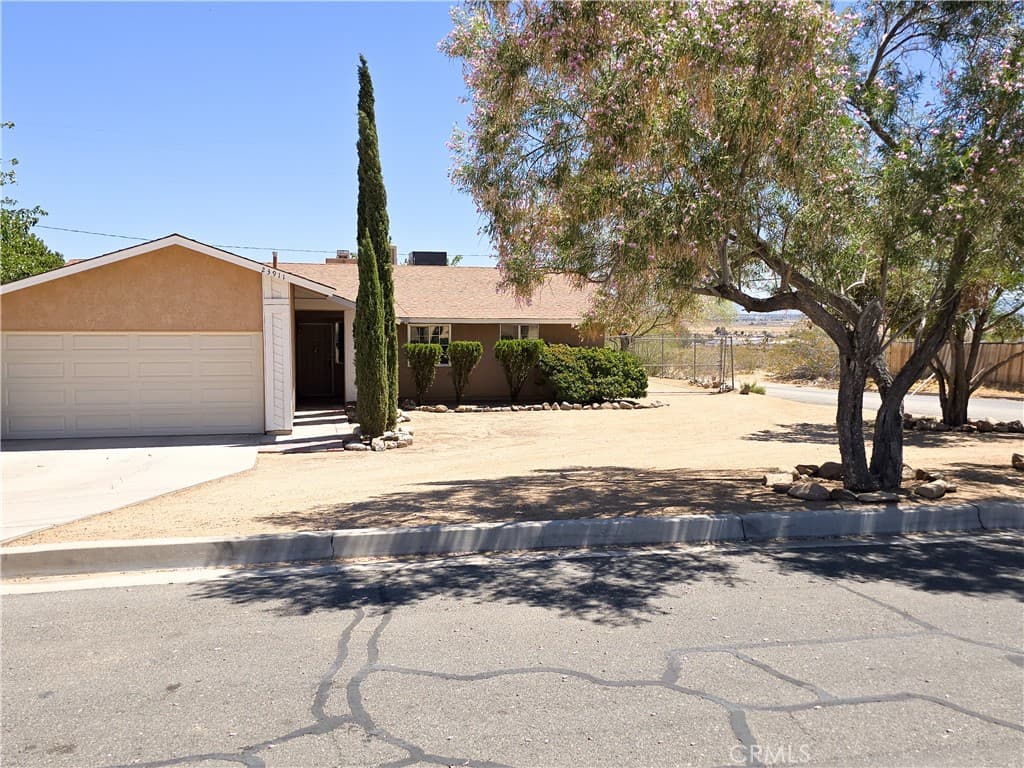 23911 Tahquitz