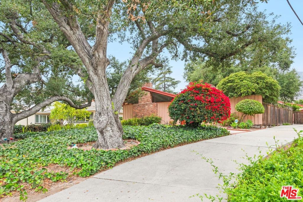 1641 Morada Place