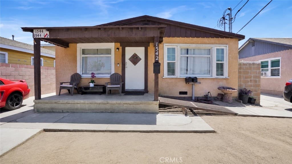 1542 W 223rd