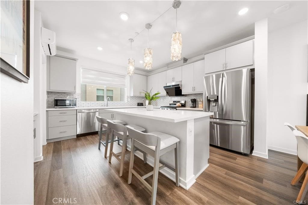 225 Scratch Road