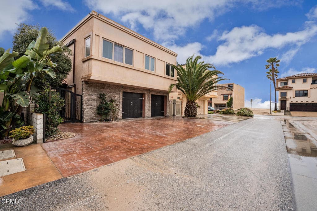 5344 Seabreeze Way