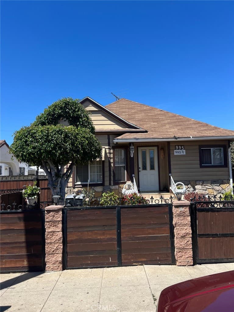 995 E 55th Street