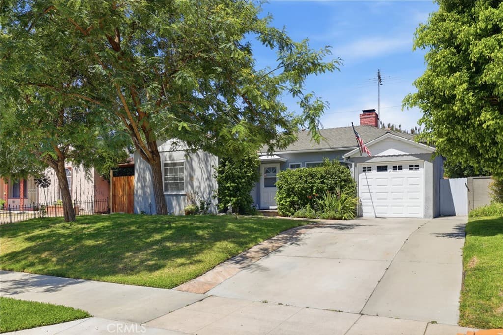 1845 N Evergreen