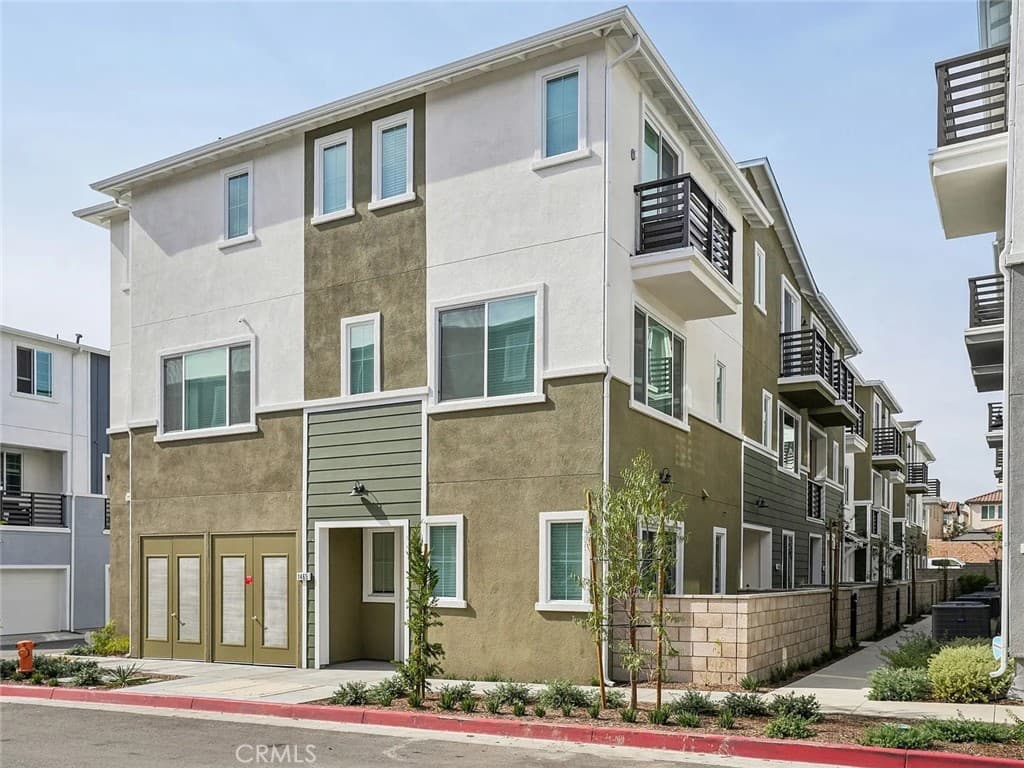 1469 Reef Lane